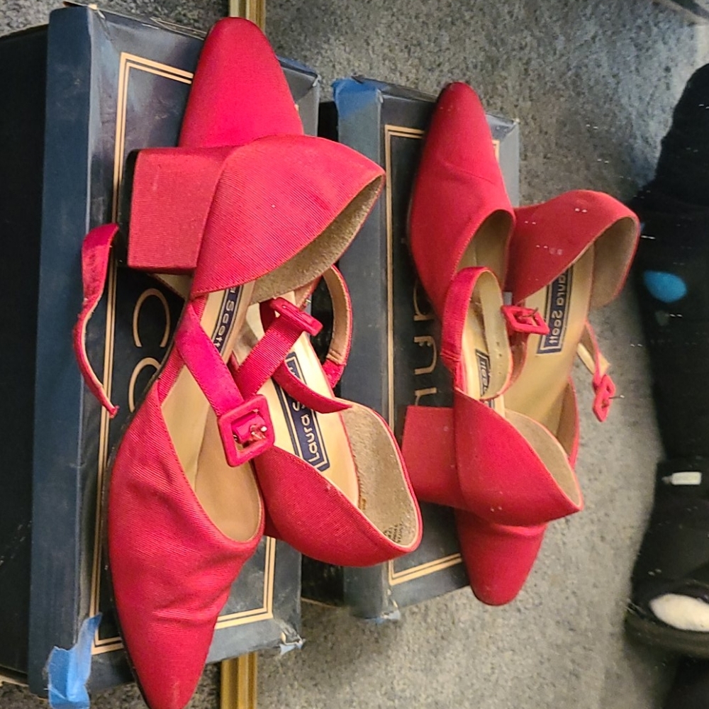Red low heels